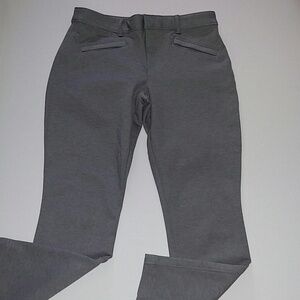 NWOT Light Gray Gap Ankle Pants. 8